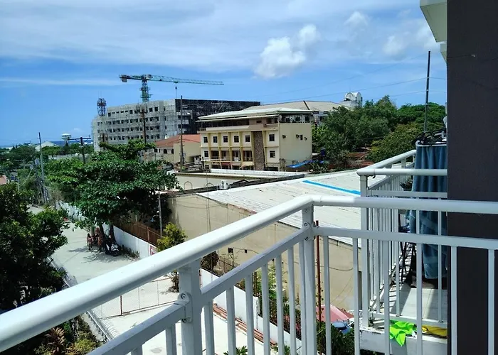 Cozy Unit At Amani Grand Near Cebu Airport